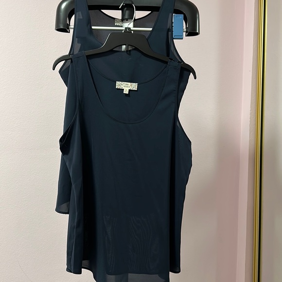 Two tops - Picture 1 of 4